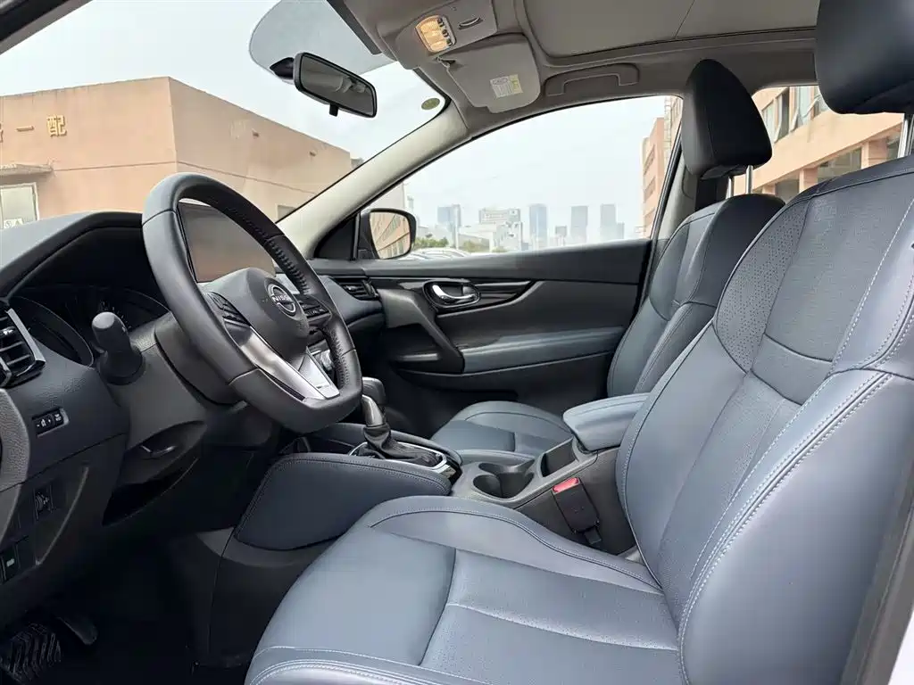 Qashqai 2025 Honor 2.0L CVT XV+ Leading Edition купить на сайте DeffCars
