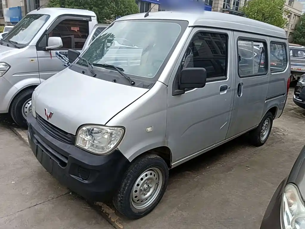 Wuling Zhiguang 2020 1.2L Practical National VI LSI купить на сайте DeffCars