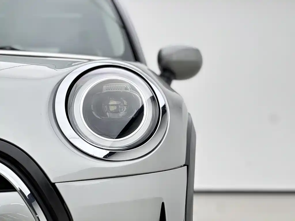 MINI 2023 1.5T ONE five-door version купить на сайте DeffCars