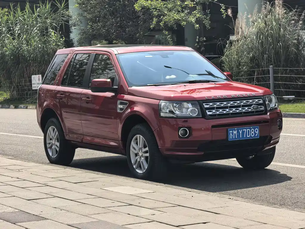 Freelander 2 2014 2.2T SD4 SE diesel version купить на сайте DeffCars