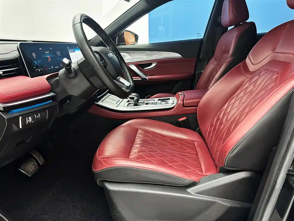 Jietu X70 PLUS 2023 model 1.5T DCT Brave PLUS 5 seats купить на сайте DeffCars