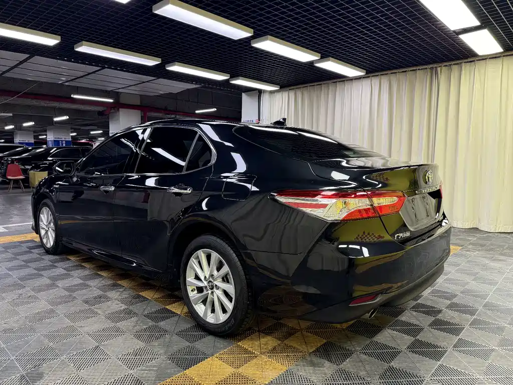 Camry 2021 Dual Engine 2.5HGVP Leading Edition купить на сайте DeffCars