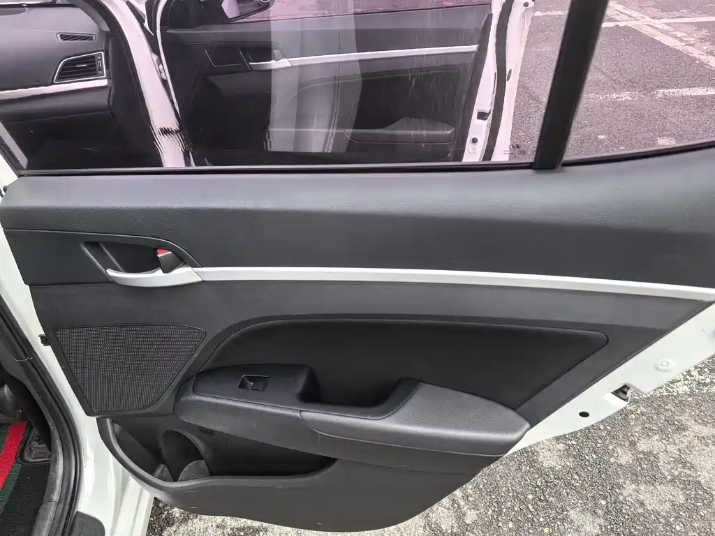 Lingdong 2016 1.6L automatic smart · elite type купить на сайте DeffCars