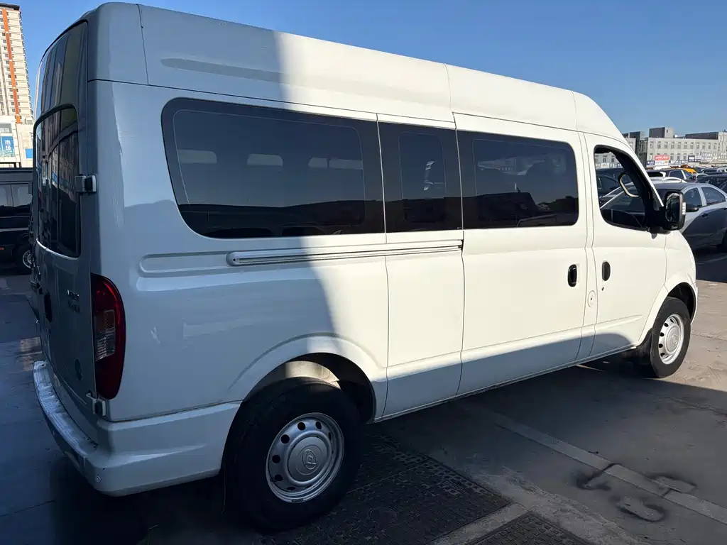 Xintu V80 2023 2.0T manual classic Aoyuntong long axis mid-top 6/7/8/9 seats купить на сайте DeffCars