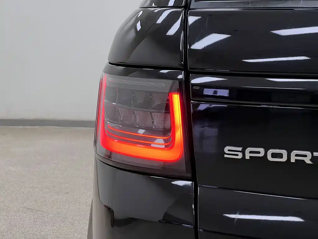 Range Rover Sport 2020 3.0 L6 SE купить на сайте DeffCars