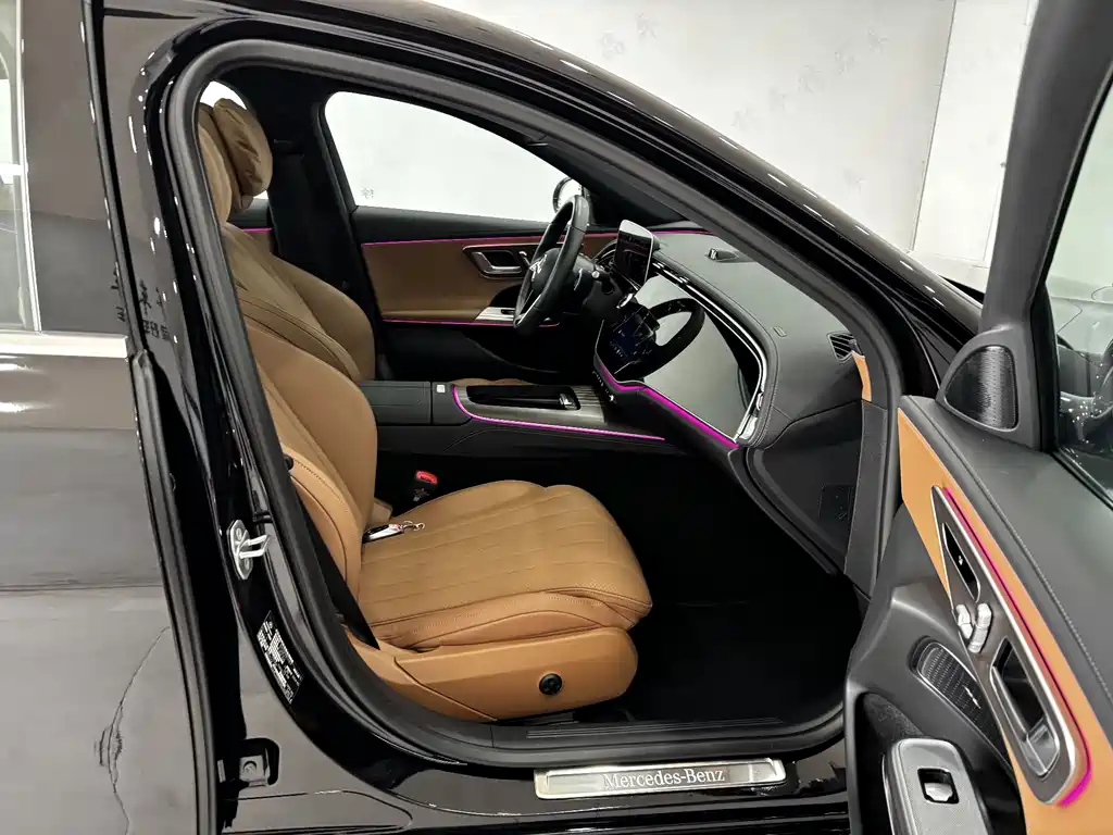 Mercedes-Benz E-Class New Energy 2024 E 350 e L plug-in hybrid sedan купить на сайте DeffCars