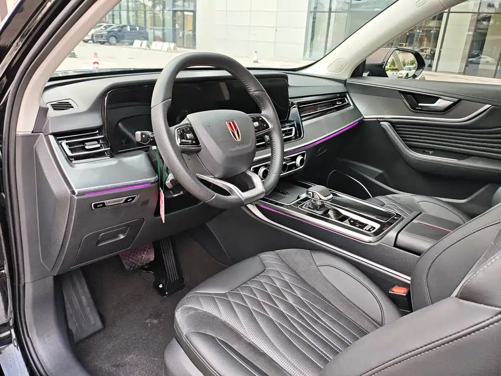 Hongqi HS5 2023 2.0T Qixiang Pro 500,000 Commemorative Edition купить на сайте DeffCars