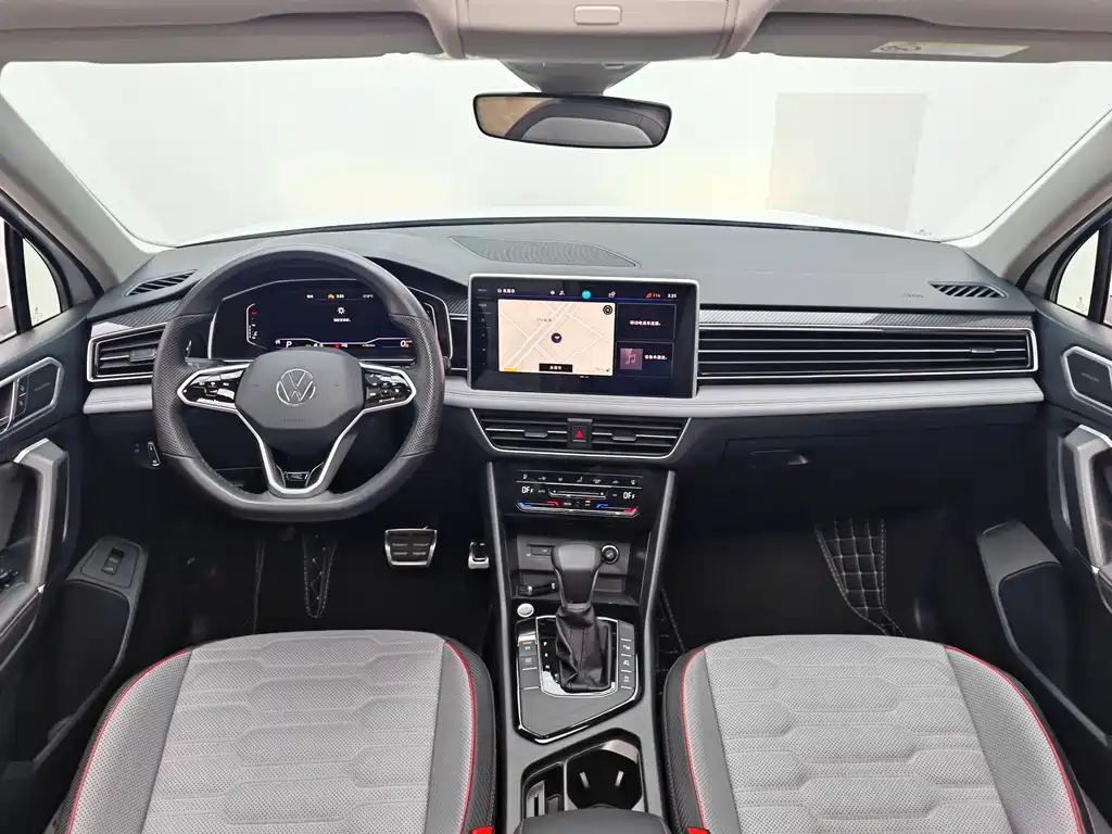 Tiguan L 2023 330TSI automatic two-wheel drive R-Line flagship version купить на сайте DeffCars