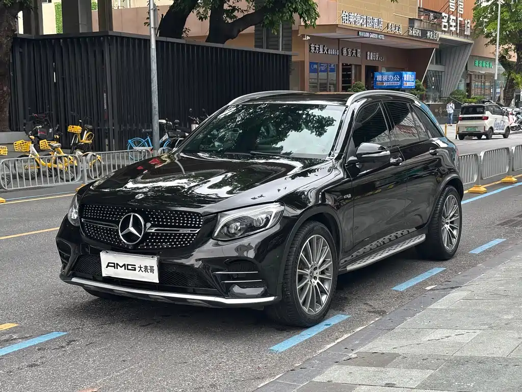 Mercedes-Benz GLC AMG 2017 AMG GLC 43 4MATIC купить на сайте DeffCars