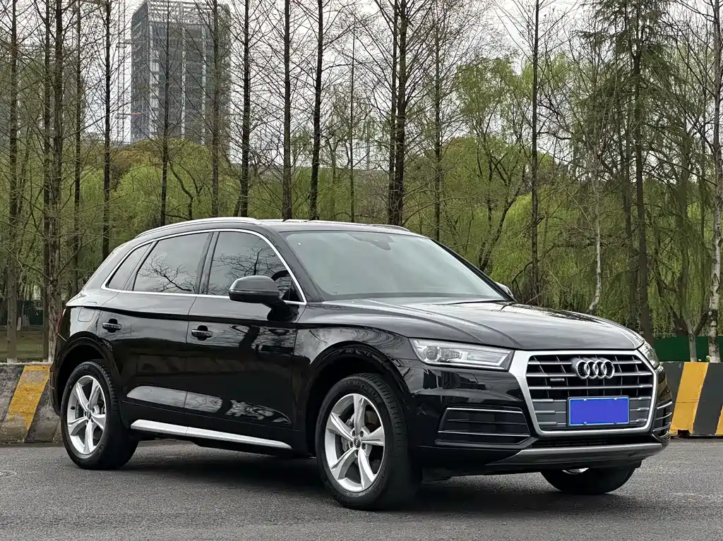 Audi Q5L 2020 facelift 40 TFSI Honorable and enterprising model купить на сайте DeffCars