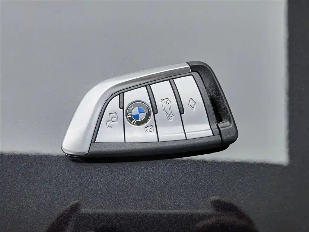 BMW X5 2022 xDrive 40Li M Sports Package купить на сайте DeffCars