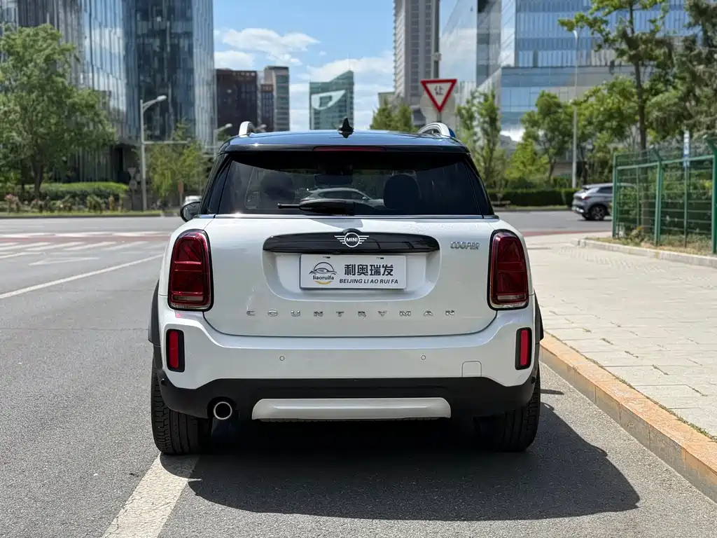 MINI COUNTRYMAN 2023 facelift 1.5T COOPER connoisseur купить на сайте DeffCars