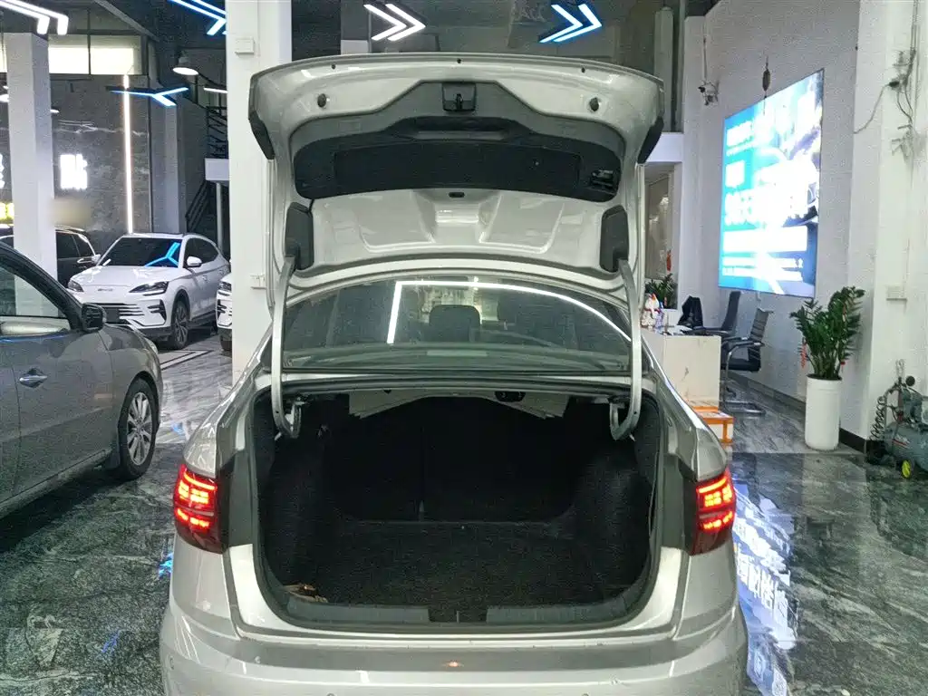 Sagitar 2019 280TSI DSG comfort model National VI купить на сайте DeffCars
