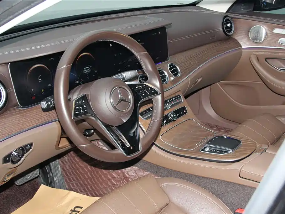 Mercedes-Benz E-Class 2022 E 300 L Luxury Model купить на сайте DeffCars