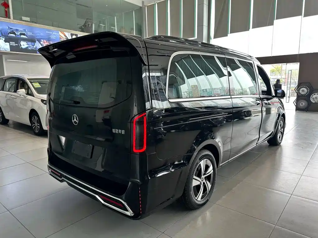 Vito 2024 2.0T Business Edition 7-seater купить на сайте DeffCars