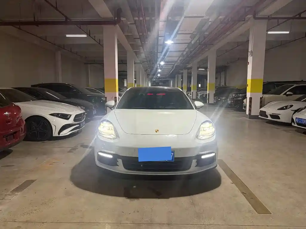 Panamera 2019 Panamera 2.9T купить на сайте DeffCars