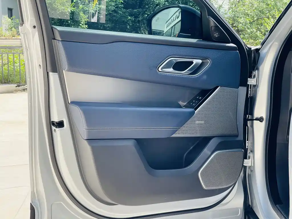 Range Rover Velar 2021 P340 R-DYNAMIC SE купить на сайте DeffCars