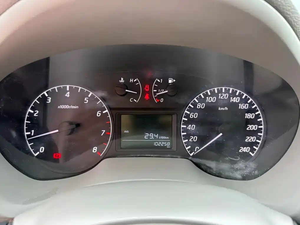 Sylphy 2012 1.6XL manual luxury version купить на сайте DeffCars