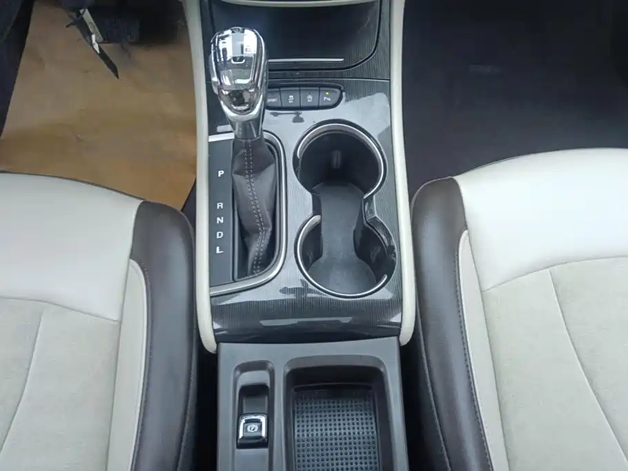 Weilang 2017款 三厢 15S 自动领先型 купить на сайте DeffCars