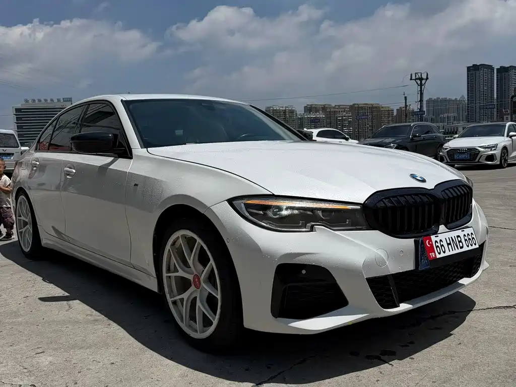 BMW 3 Series 2020 330i M Sports Night Package купить на сайте DeffCars