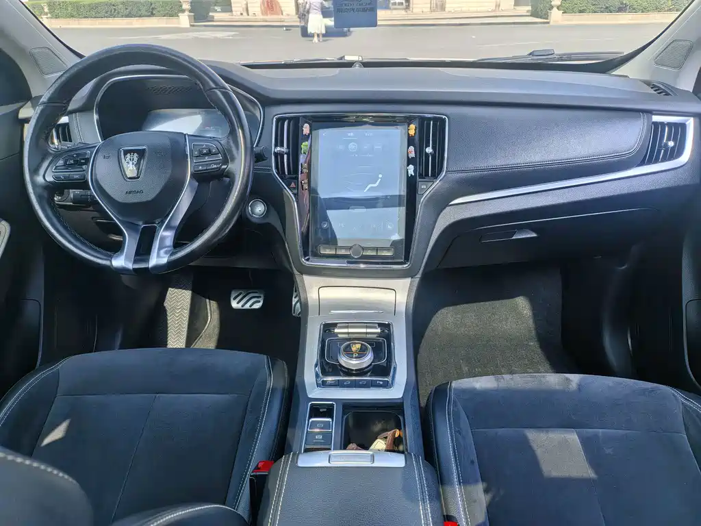 Roewe RX5 New Energy 2017 ERX5 EV400 Electric Internet Extreme Edition купить на сайте DeffCars
