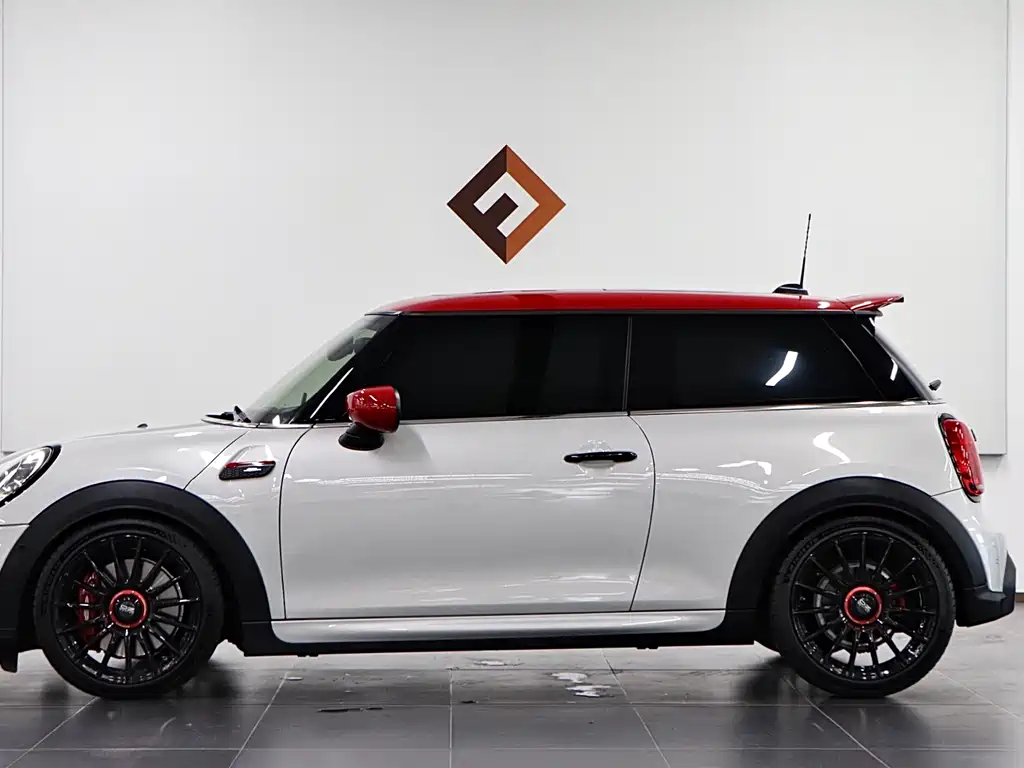 MINI JCW 2022 facelift 2.0T JOHN COOPER WORKS ALL-IN купить на сайте DeffCars
