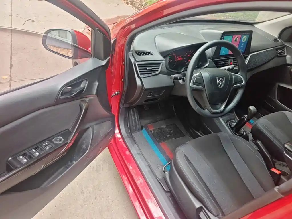 Baojun 310 2016 1.2L manual comfort type купить на сайте DeffCars