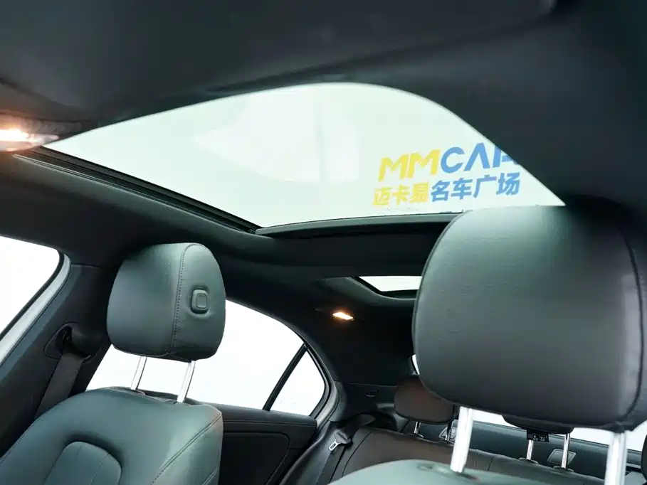 Mercedes-Benz A-Class 2022 Facelift A 200 L Sports Sedan Fashionable купить на сайте DeffCars