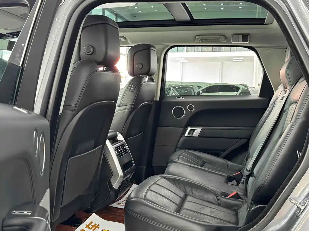 Range Rover Sport 2020 3.0 L6 SE купить на сайте DeffCars