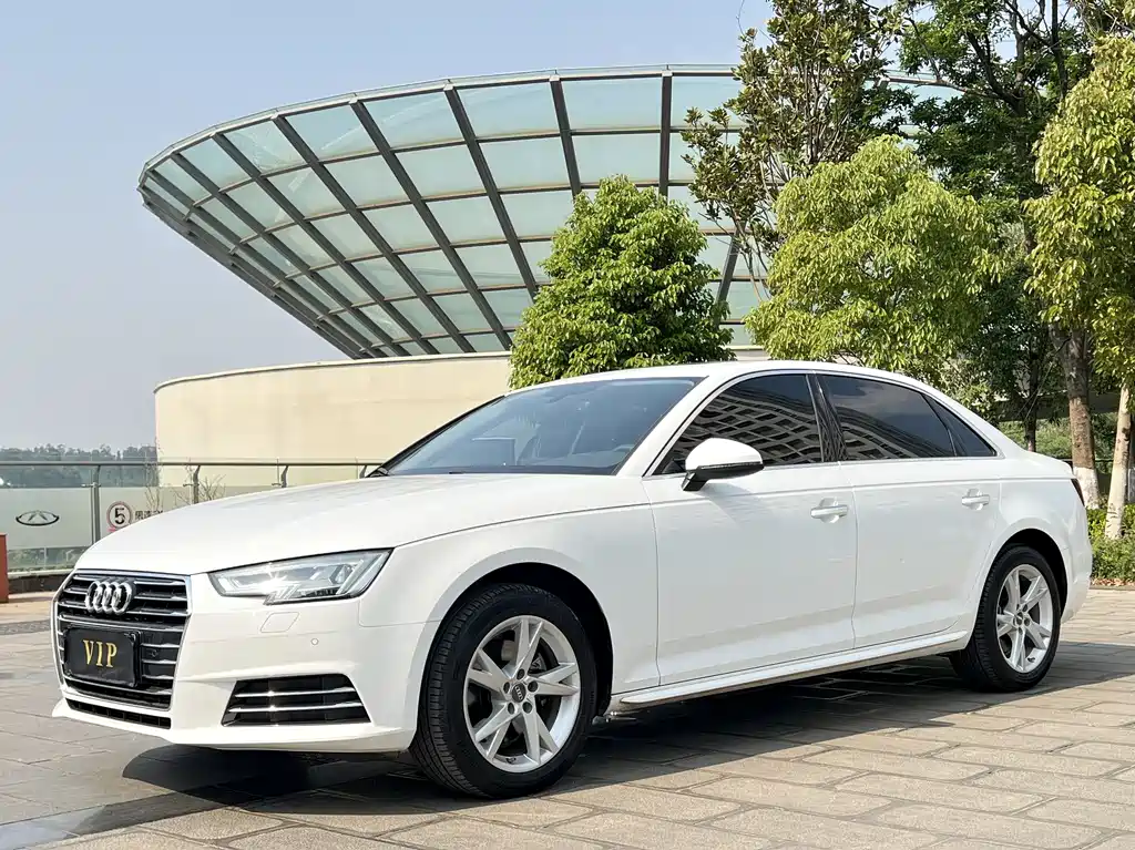 Audi A4L 2018 30th Anniversary Model 40 TFSI Enterprising купить на сайте DeffCars