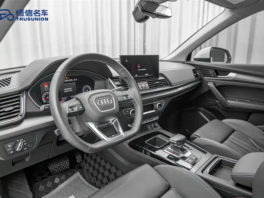 Audi Q5L 2022 40T luxury and dynamic model купить на сайте DeffCars