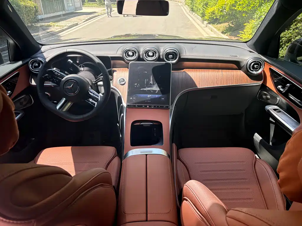 Mercedes-Benz GLC 2025 GLC 300 L 4MATIC Dynamic 5-seater купить на сайте DeffCars