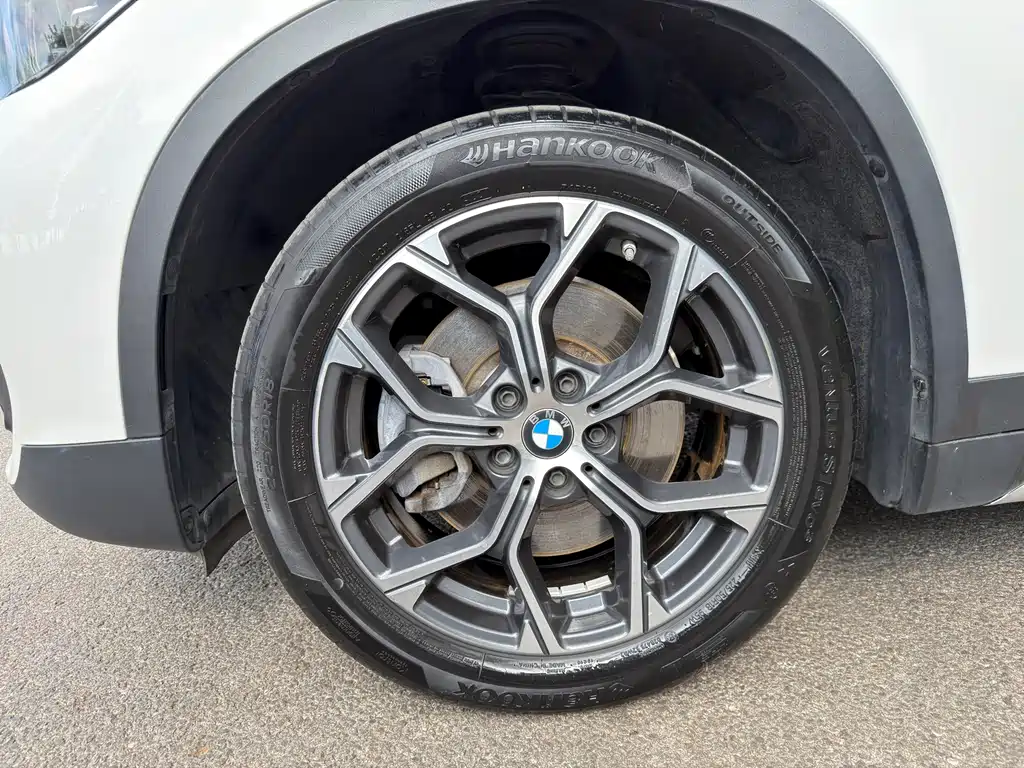 BMW X1 2022 sDrive25Li Leading Model купить на сайте DeffCars