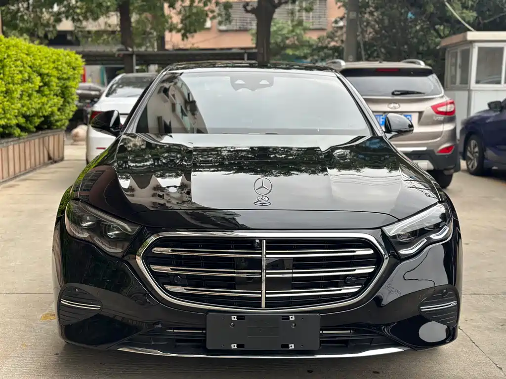 Mercedes-Benz E-Class 2024 E 300 L Luxury Model купить на сайте DeffCars