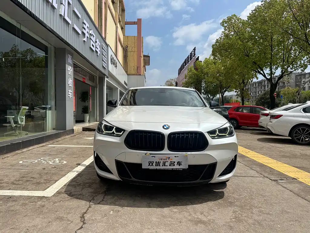BMW X2 2021 sDrive25i leading M sports package купить на сайте DeffCars