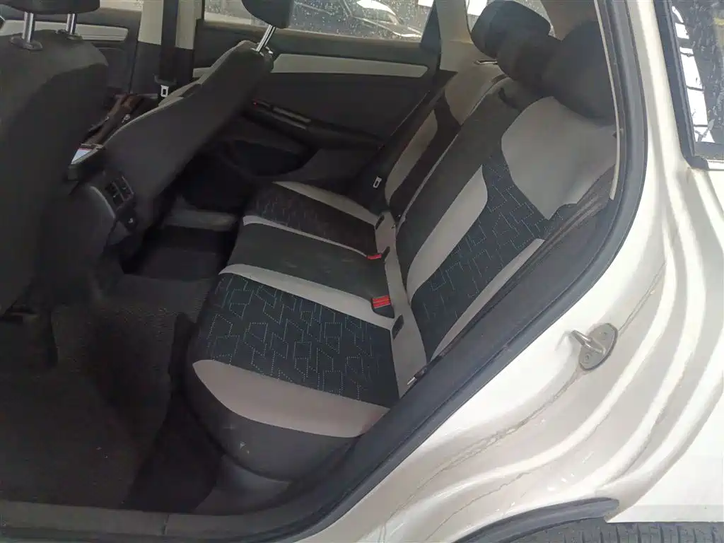 Jetta VS7 2023 280TSI automatic aggressive version купить на сайте DeffCars