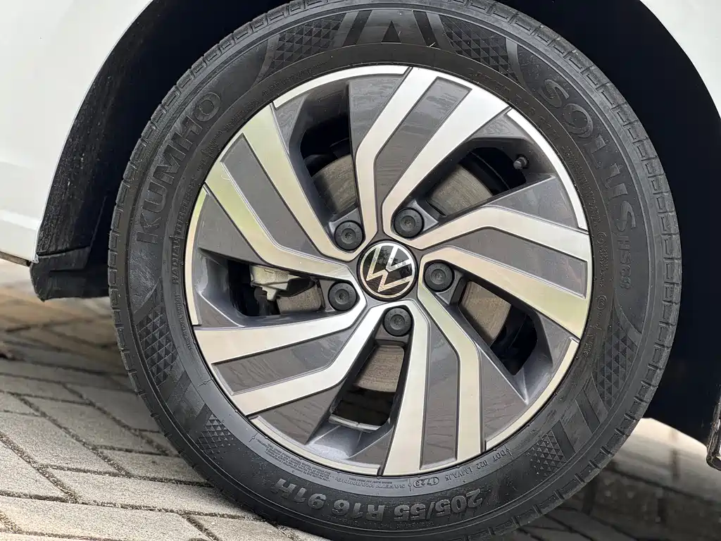 Bora 2023 200TSI DSG Yuexing Edition купить на сайте DeffCars
