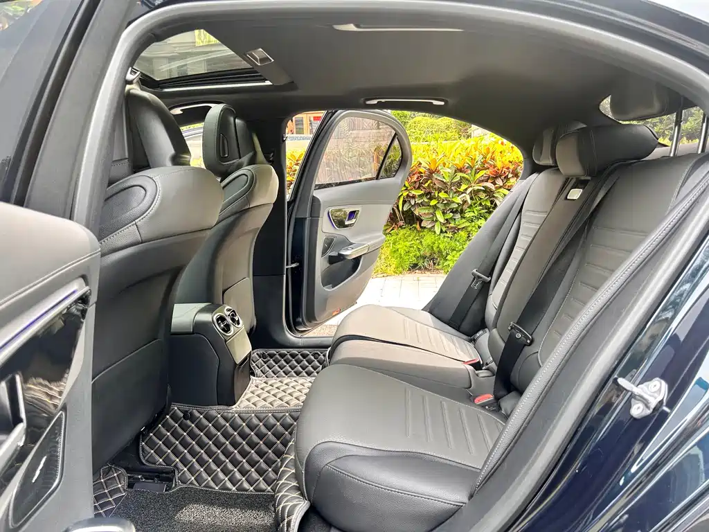 Mercedes-Benz C-Class 2023 C 200 L Sports Edition купить на сайте DeffCars