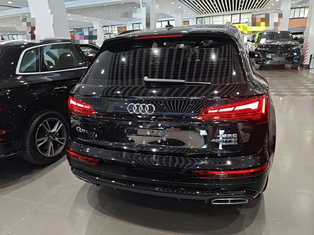 Audi Q5L 2024 45 TFSI luxury and dynamic model купить на сайте DeffCars