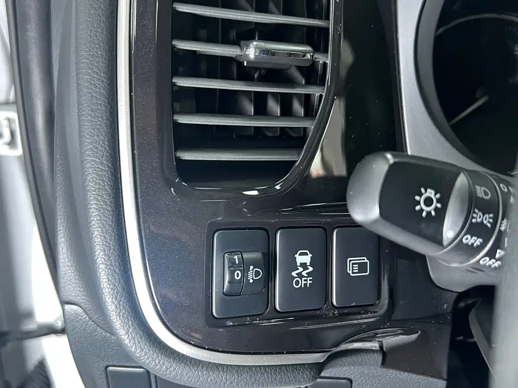 Outlander 2021 2.0L 2WD Enjoy Edition 7 seats купить на сайте DeffCars