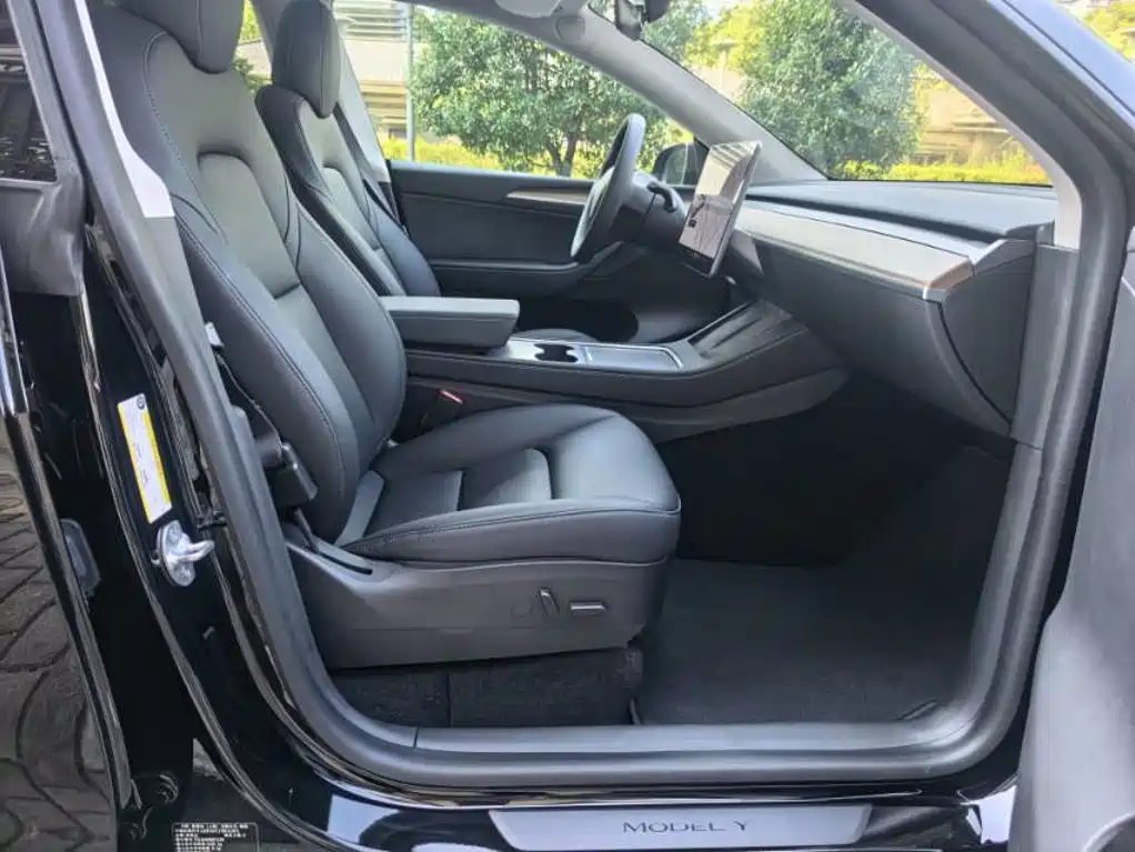 Model Y 2021 standard range rear-wheel drive version купить на сайте DeffCars