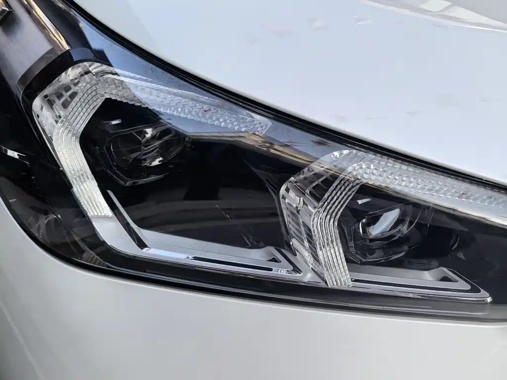 BMW X1 2024 sDrive25Li X Design Package купить на сайте DeffCars