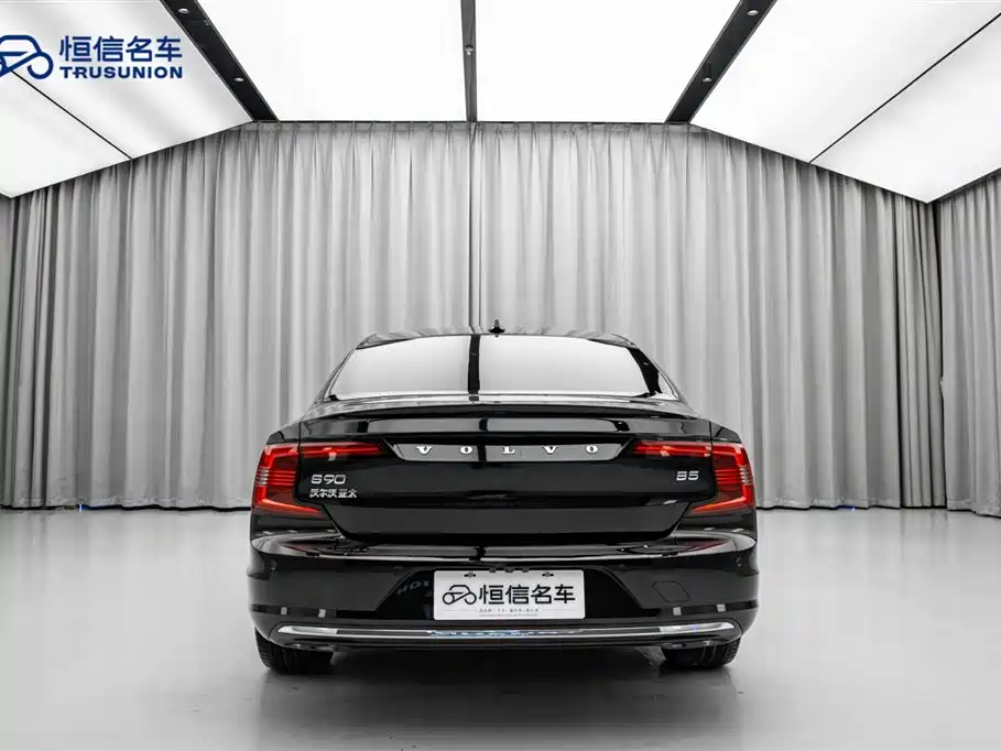 Volvo S90 2024 B5 Zhiyuan Luxury Edition купить на сайте DeffCars