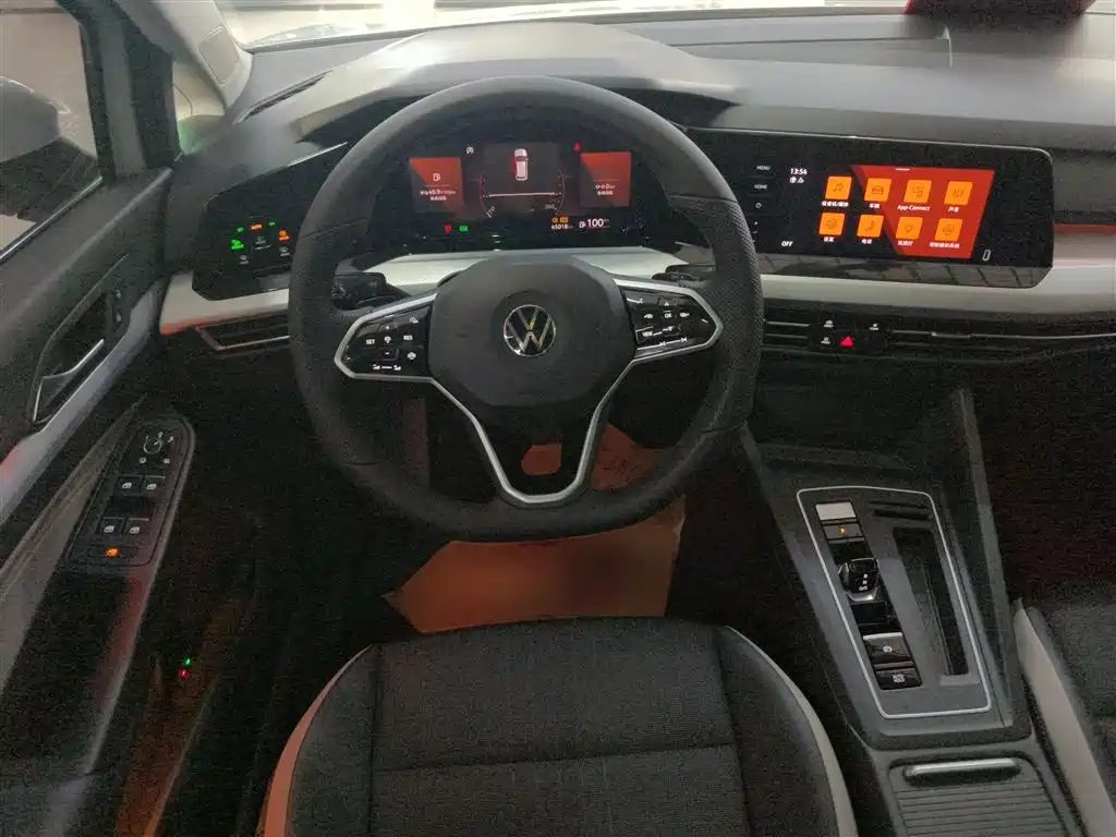 Golf 2024 280TSI DSG Pro 50 Years Legend Edition купить на сайте DeffCars