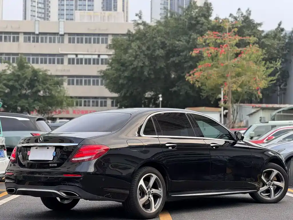 Mercedes-Benz E-Class 2019 E 300 L Sporty and Stylish купить на сайте DeffCars