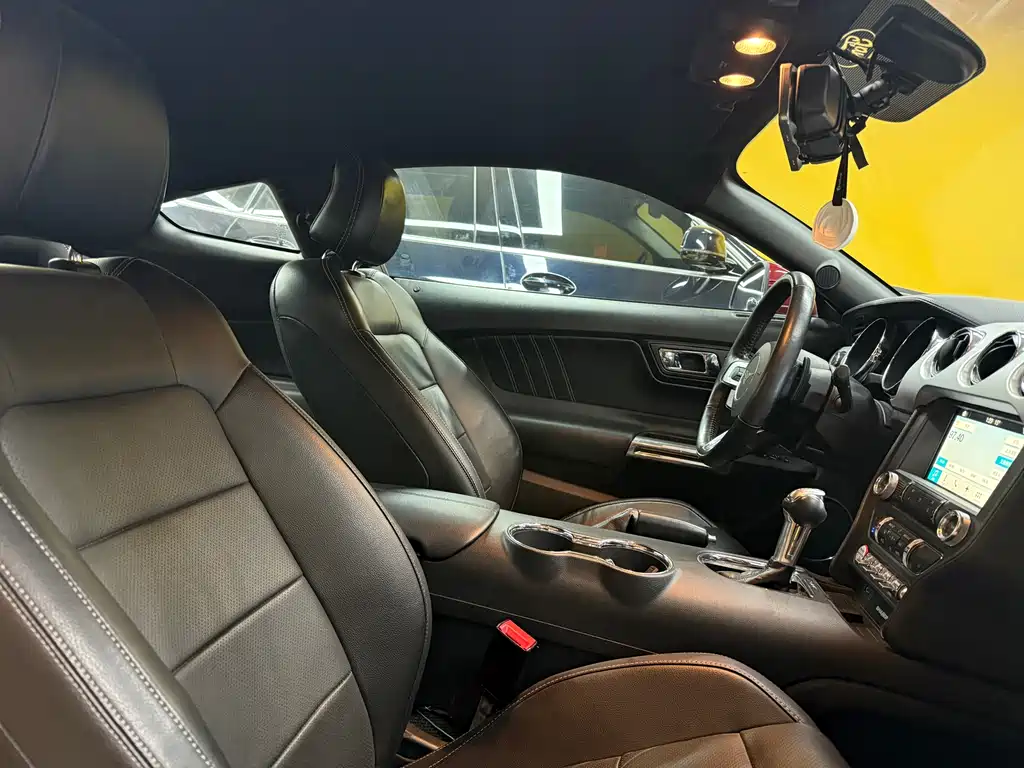 Mustang 2015 2.3T Performance Edition купить на сайте DeffCars