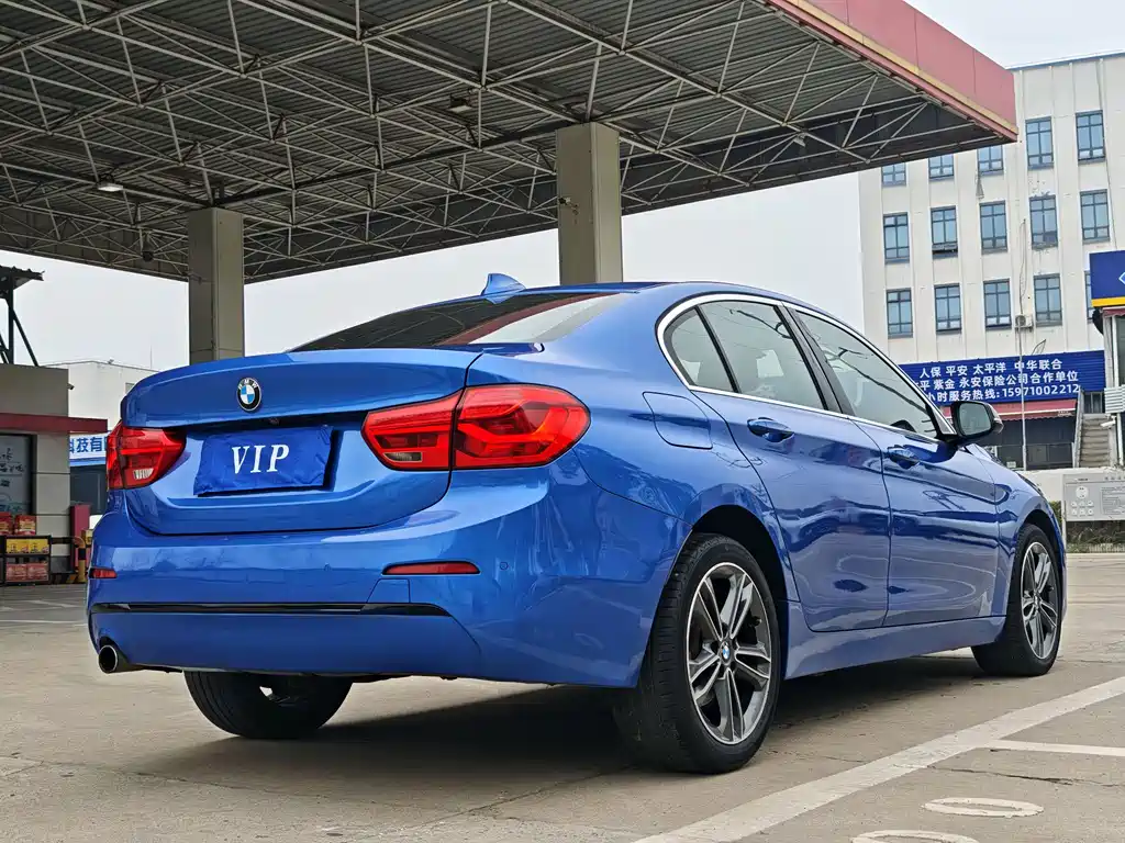 BMW 1 Series 2018 118i Sports купить на сайте DeffCars