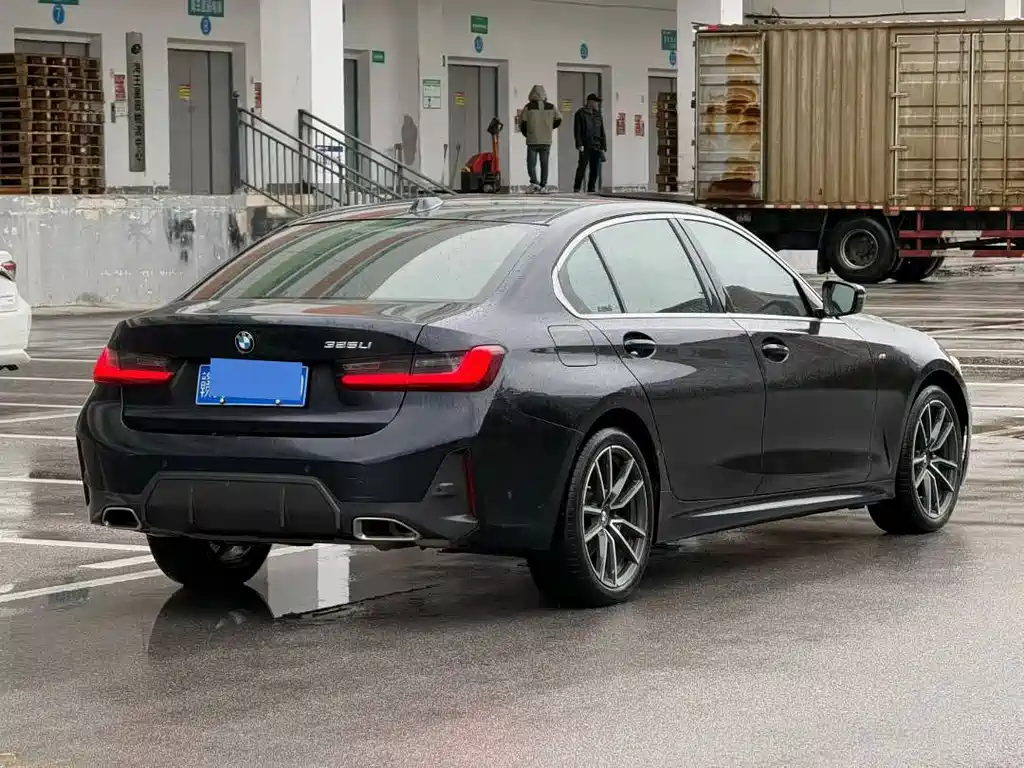 BMW 3 Series 2023 325Li M Sports Package купить на сайте DeffCars
