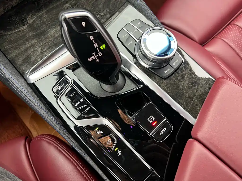 BMW 6 Series GT 2021 630i M Sports Package купить на сайте DeffCars
