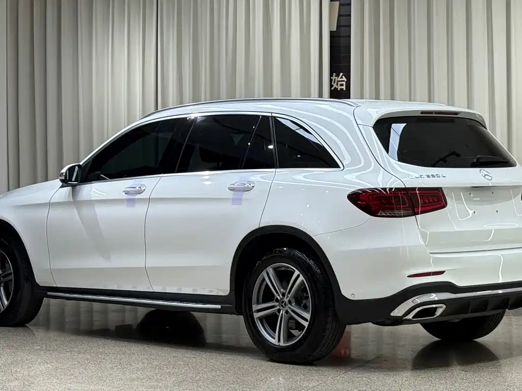 Mercedes GLC 2020 260L 4MATIC Luxury Edition купить на сайте DeffCars
